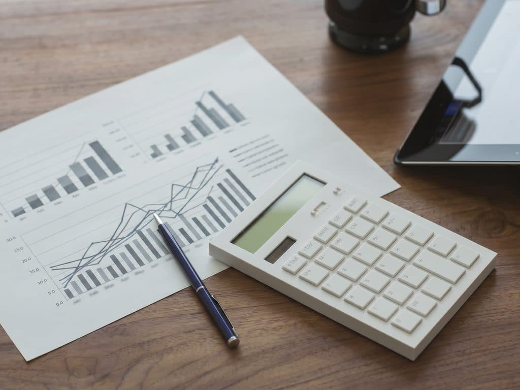 Asesoría a empresas, autónomos y particulares con más de cincuenta años de trayectoria en Lugo
